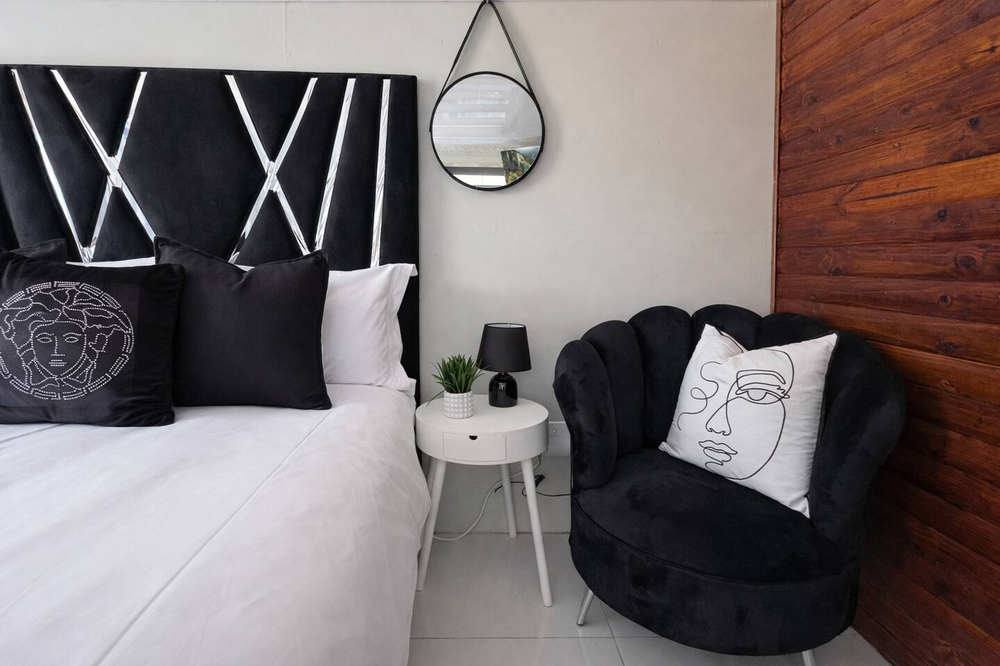 Elite Luxe Cabin Suite serviced accommodation, Welkom